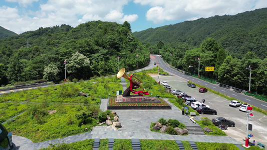 航拍江西吉安井冈山景区胜利号角雕像视频