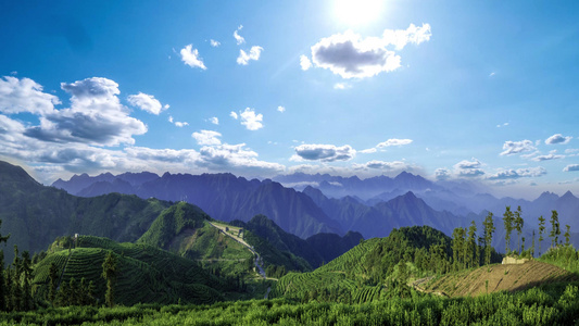 山顶全景风光视频