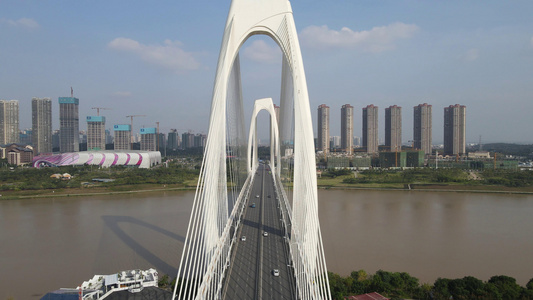 航拍广西南宁青山大桥[该桥]视频