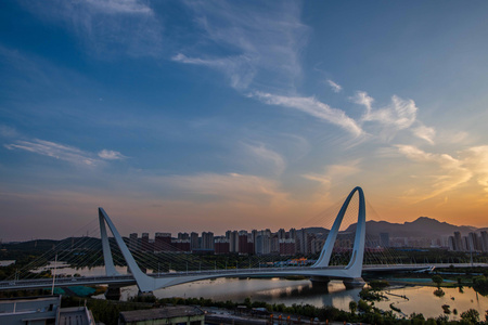 北京新首钢大桥白转夜8K延时[北控]视频