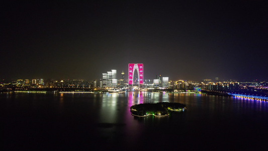 航拍江苏苏州金鸡湖东方之门夜景  视频