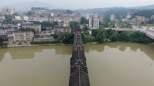 湖南靖州古老建筑风雨桥航拍视频