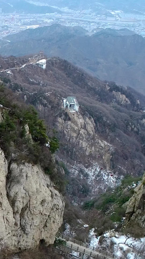 洛阳栾川老君山雪景航拍旅游度假16秒视频