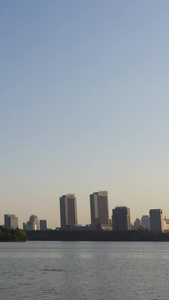 南京玄武湖公园城市地平线夕阳城市群航拍4A景点视频