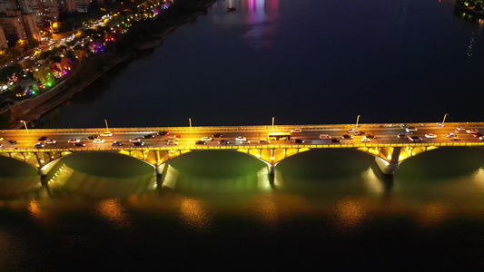 航拍湖南长沙橘子洲大桥夜景 视频