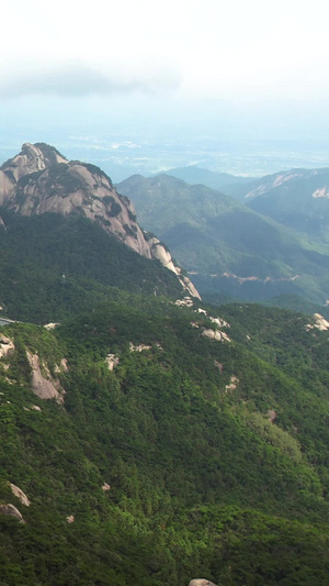 航拍5A安徽天柱山景区炼丹湖视频大自然43秒视频