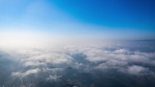 壮丽山峰山峦云海人间仙境视频