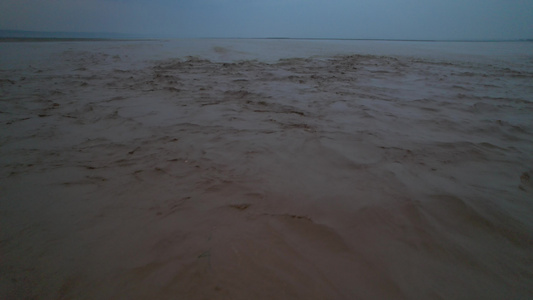 航拍黄河滩涂黄河大鲤鱼养殖基地黄河海岸线视频