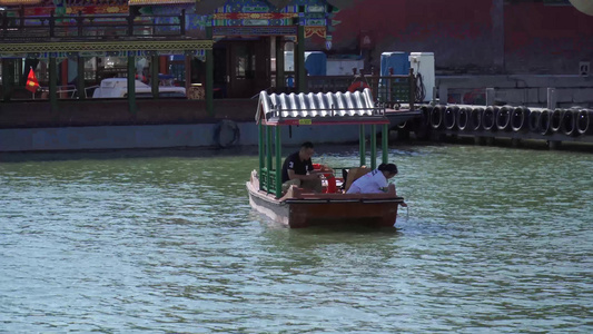水上娱乐划船景区游客夏季避暑视频
