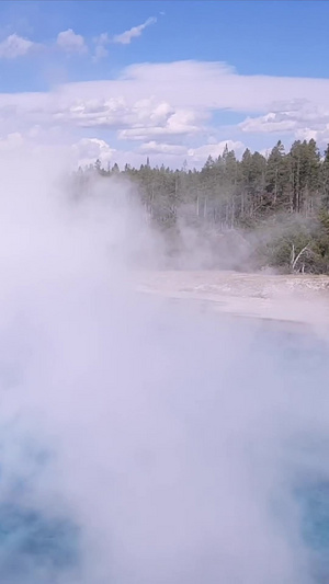 美国黄石地热温泉旅游景点6秒视频