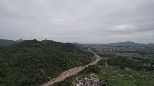 山间铁路航拍视频