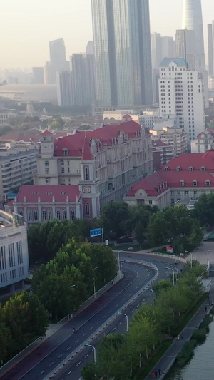 天津城市风光海河上的桥及高楼群天津海河31秒视频