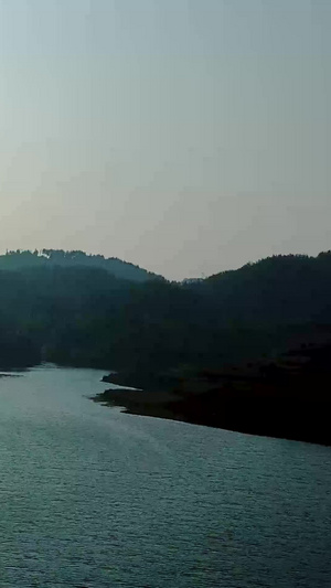 贵州山村湖泊航拍视频山水湖泊85秒视频