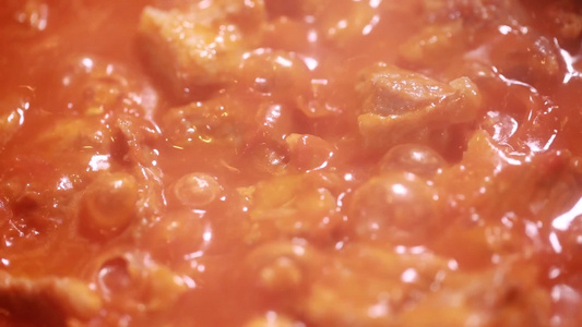 番茄炖牛肉视频