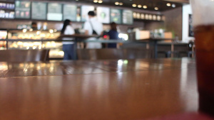 咖啡厅的消费者服务周刊9秒视频