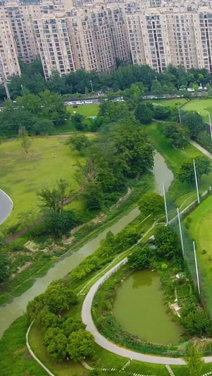 成都市区高尔夫球场航拍24秒视频