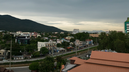 黄昏或黎明的城市风景泰王国的黑马城时间倒塌了这简直视频