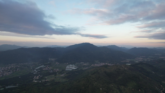 山野黄昏航拍视频