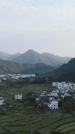 航拍江西婺源群山环绕古建筑村落旅游素材中国最美乡村61秒视频