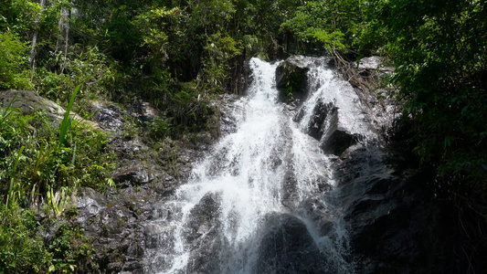 山林山间自然瀑布4K合集含声音视频