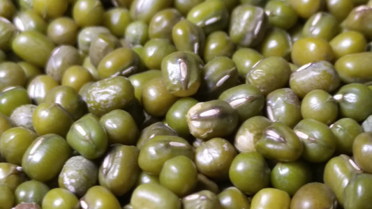 4K食品绿豆豆子食品旋转展示视频