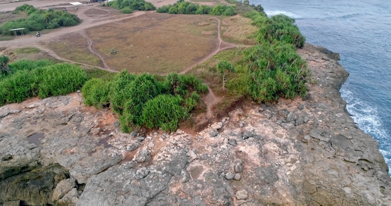 蓝梦岛悬崖海岸航拍视频