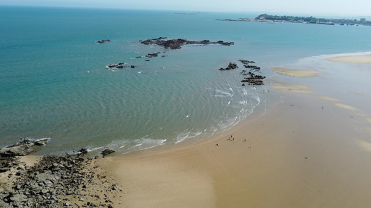 海浪海水海边唯美浪花航拍视频