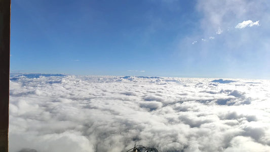 玉龙雪山云海拍摄视频