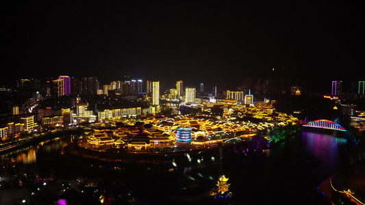 4K航拍贵州铜仁古城夜景灯光视频