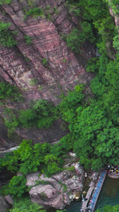 5A景区云台山红峡谷全景视频峡谷地貌视频
