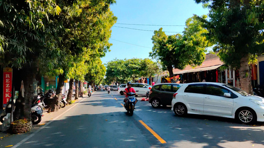 印尼巴厘岛小镇摩托车行车视角视频