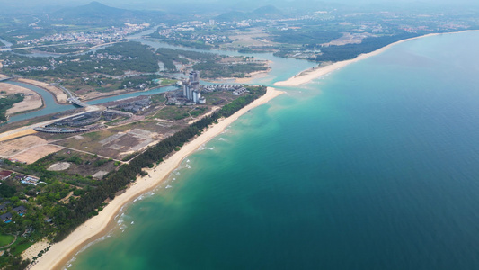 海南省三亚市国家海岸海棠湾航拍海岸线视频