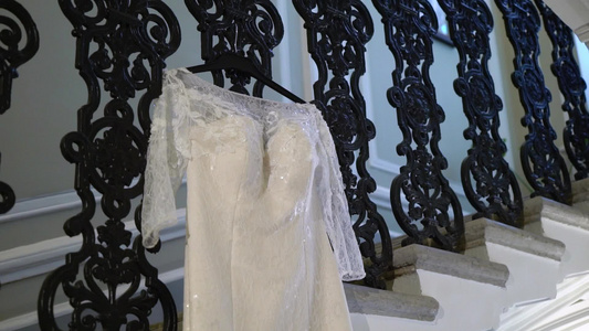 新娘的豪华结婚礼服婚纱视频