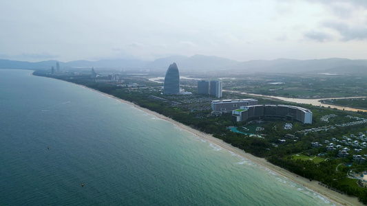 海南省三亚市国家海岸海棠湾航拍海岸线视频