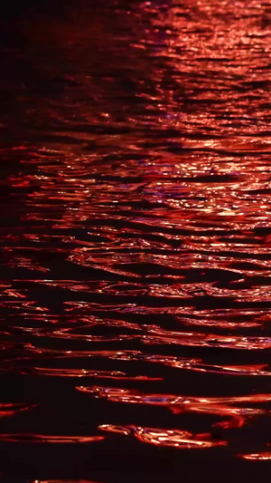 素材升格拍摄长江江景水面灯光反射波光粼粼环境空镜慢镜头52秒视频
