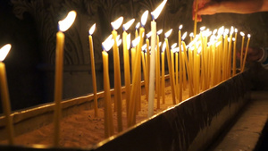 圣安息日的蜡烛216秒视频