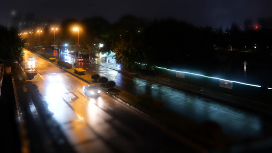 夜晚城市主干道移轴视频