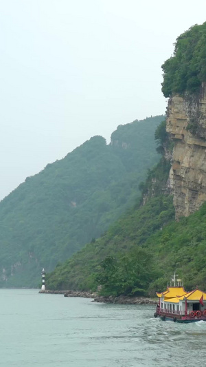 湖北宜昌西陵峡游船实拍合集长江三峡97秒视频