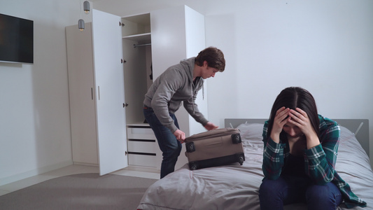 现代公寓的离婚视频