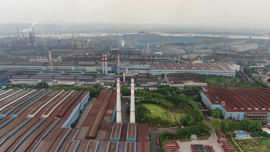 航拍大型工厂制造业生产加工视频