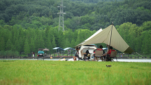 城市草坪街景养生时尚休闲娱乐生活方式露营4k素材52秒视频