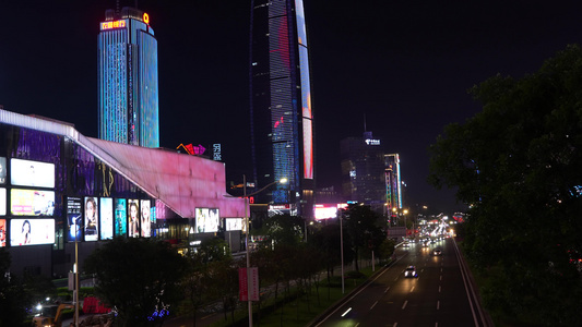 实拍城市夜晚街景车流视频