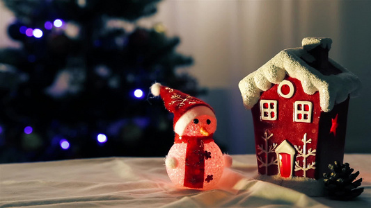 雪人和红屋的圣诞节安排视频