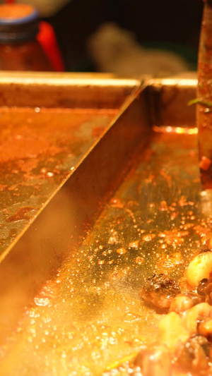 城市宵夜美食特色中式小吃铁板麻辣螺丝鱿鱼制作过程素材小吃素材51秒视频