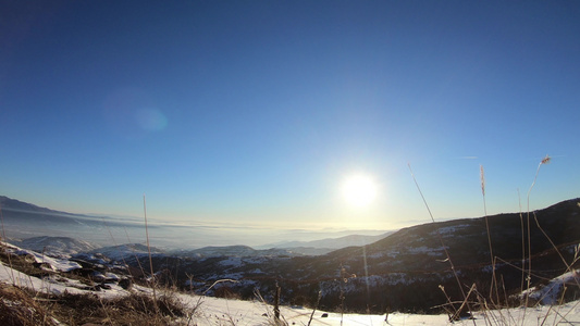 冬季山峰高峰日落风景视频