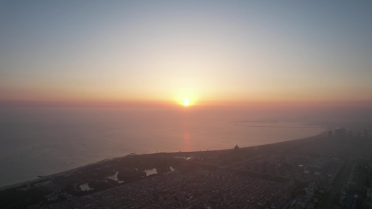 大海海洋海上日出彩霞航拍视频