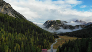 国家公园阿尔卑斯山壮丽景色42秒视频