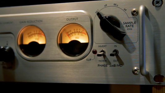 专业音频混合控制台记录室有淡色器视频