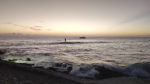 日落时海岸线10秒视频