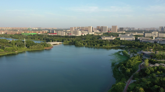 航拍郑州龙子湖郊野公园人工水系城市湿地视频